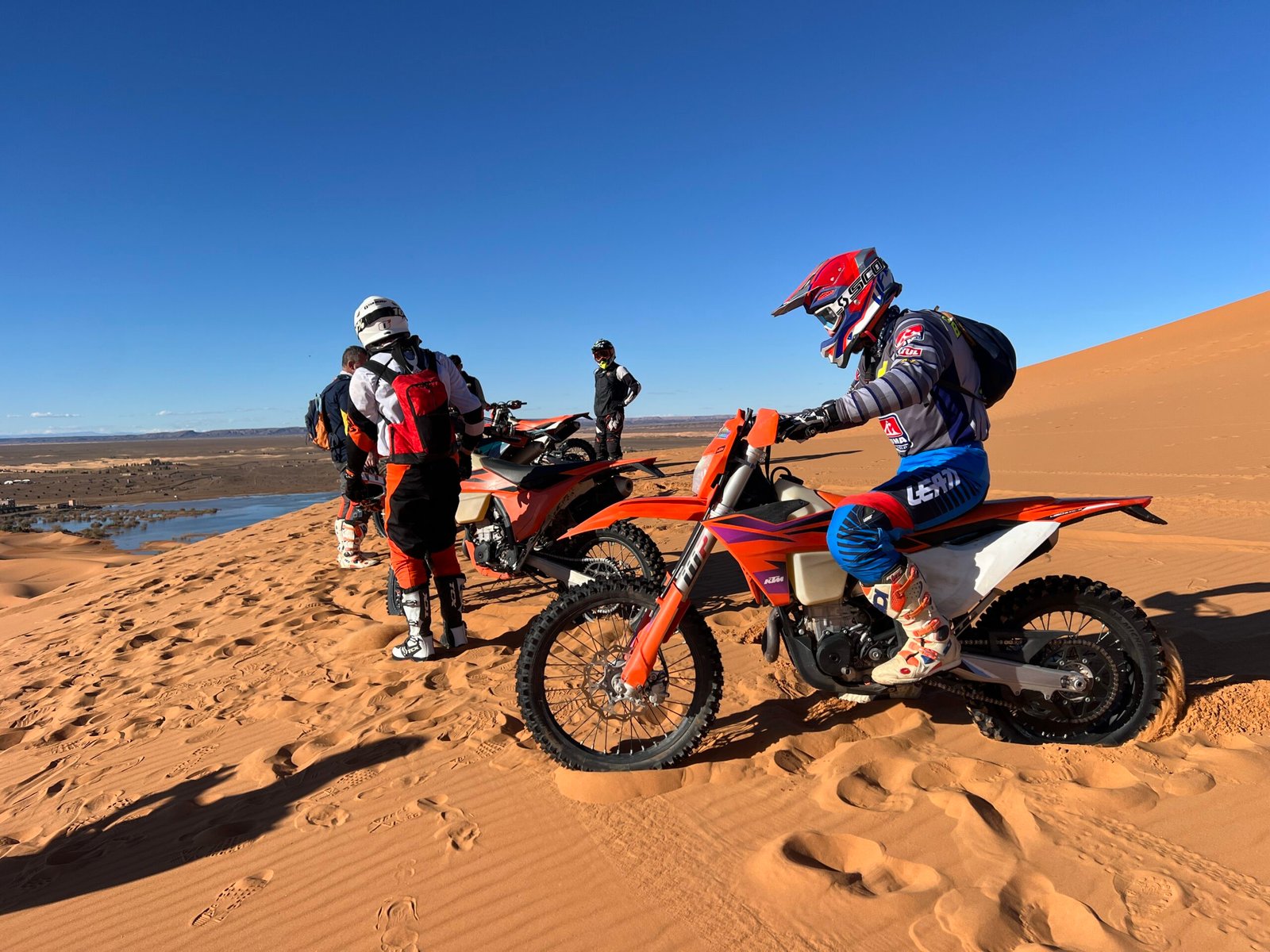 KTM 450 EXC-F sulle dune di Erg Chebbi